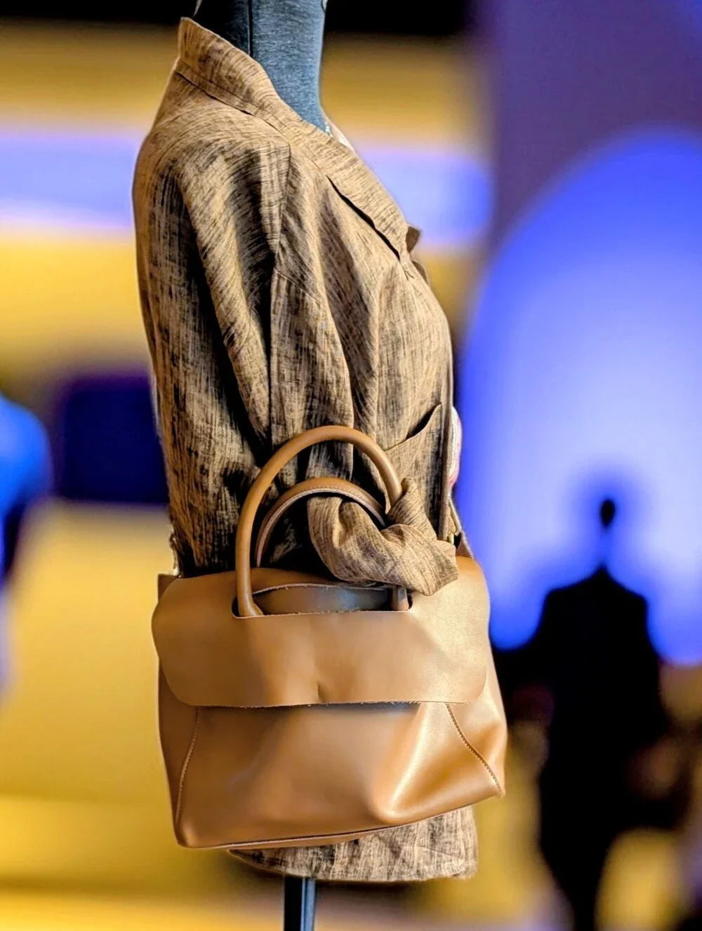 NWOT Artisanal Full Grain Leather Minimalist Handbag + Detachable Retro Strap
